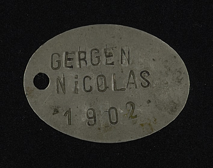 Plaque d’identité de Nicolas Gergen († 23 octobre 1917), 4e Zouaves. 1902. Archives nationales, 700AP/14/PA_333