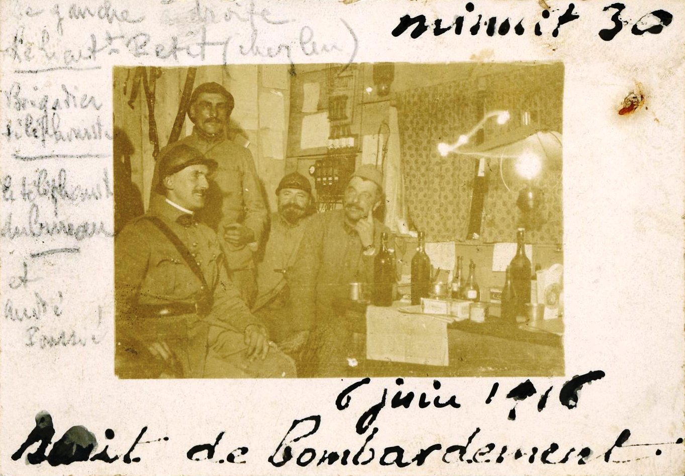 Nuit de bombardement à Verdun. Photographie de Fernand Devillers, 29e RA. 6 juin 1916. Archives nationales, 700AP/15/PI_002